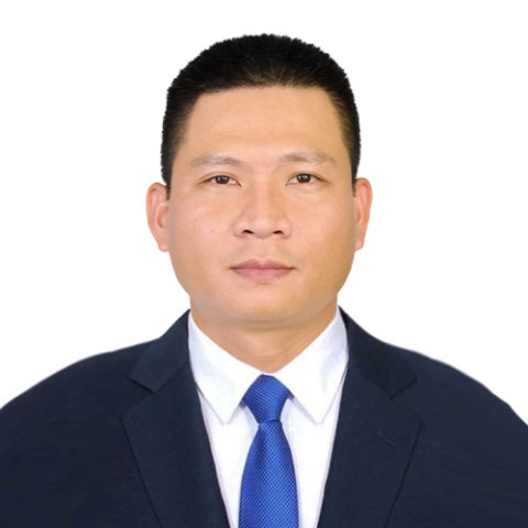 ÔNG NGUYỄN HUY HOÀNG